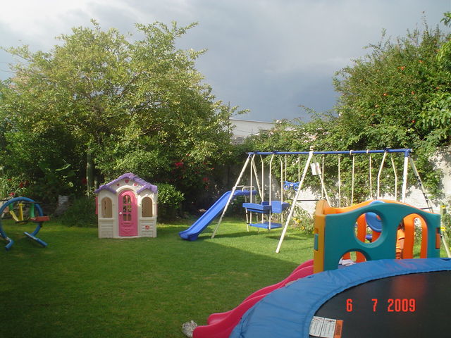 AMPLIO JARDIN